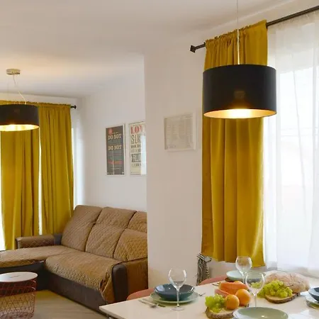 Apartman Lena *