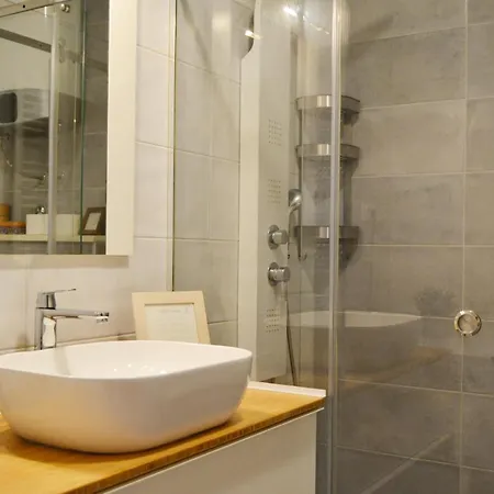 Apartment Apartman Lena