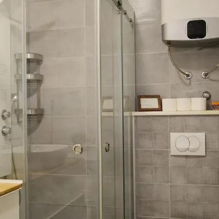 Apartman Lena Apartment