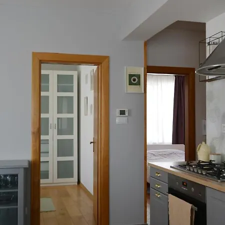 Apartman Lena